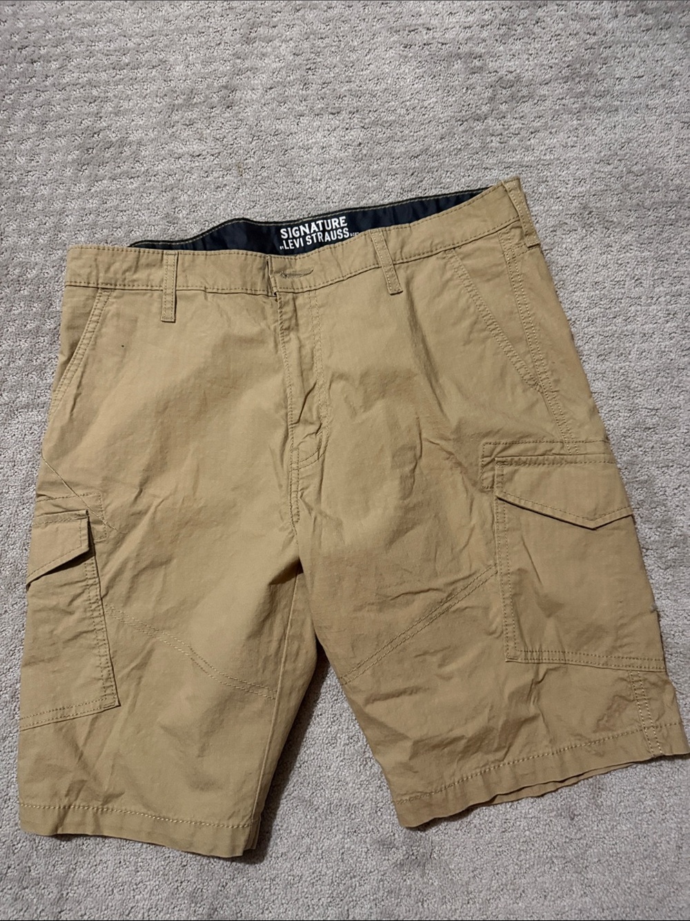 Signature by Levi Strauss Tan Cargo Shorts - 6-Pocket Utility